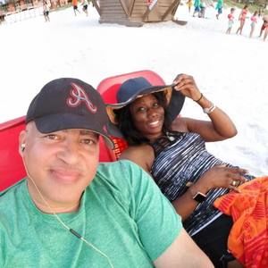 Meet your Posher, Monica